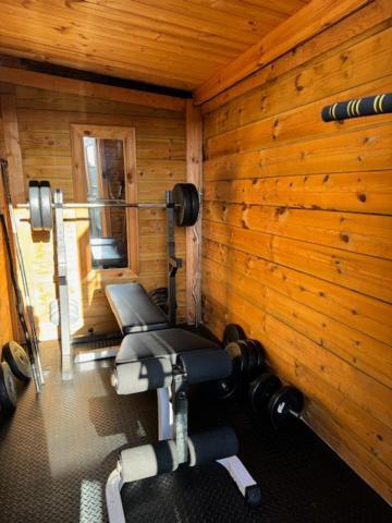 Netflix Home Jacuzzi Gym Fast Wifi Ps5 Free Parking 2 Spaces Hereford Exterior photo