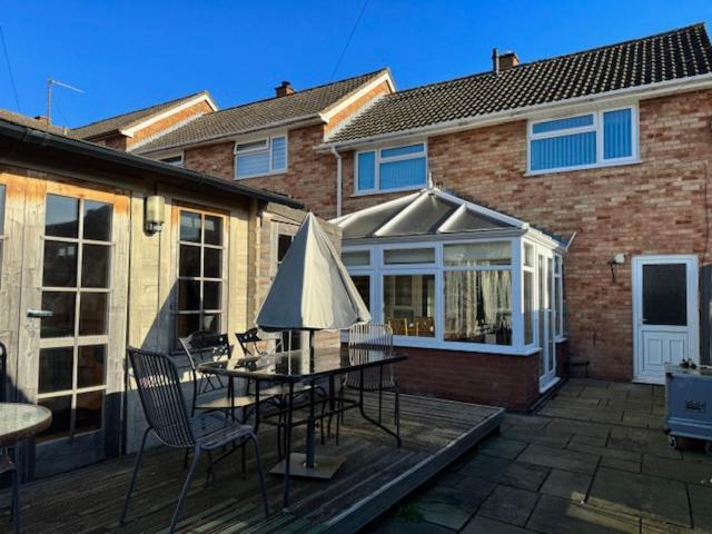 Netflix Home Jacuzzi Gym Fast Wifi Ps5 Free Parking 2 Spaces Hereford Exterior photo